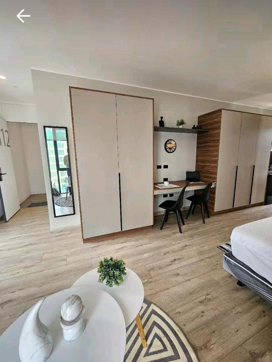 Xoe Mini-suites And Apartments