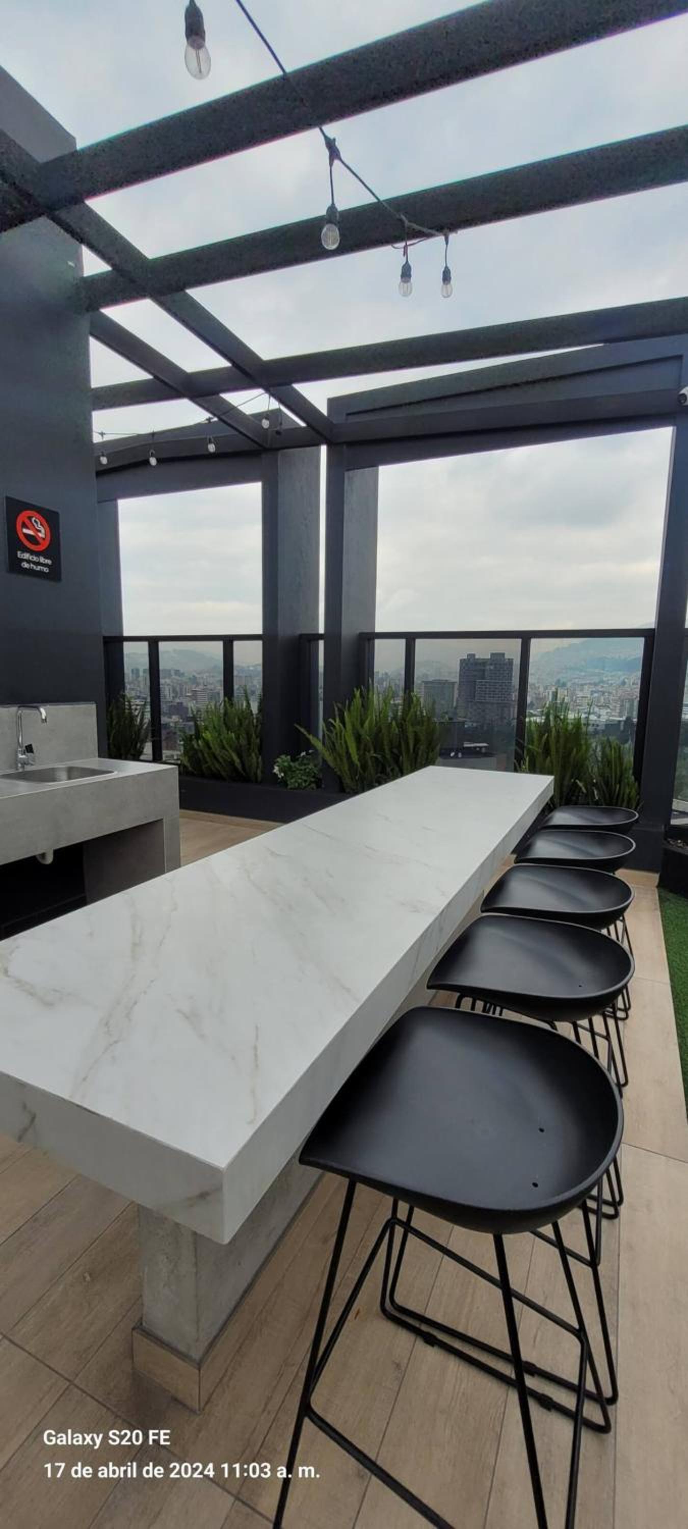 Xoe Mini-suites And Apartments