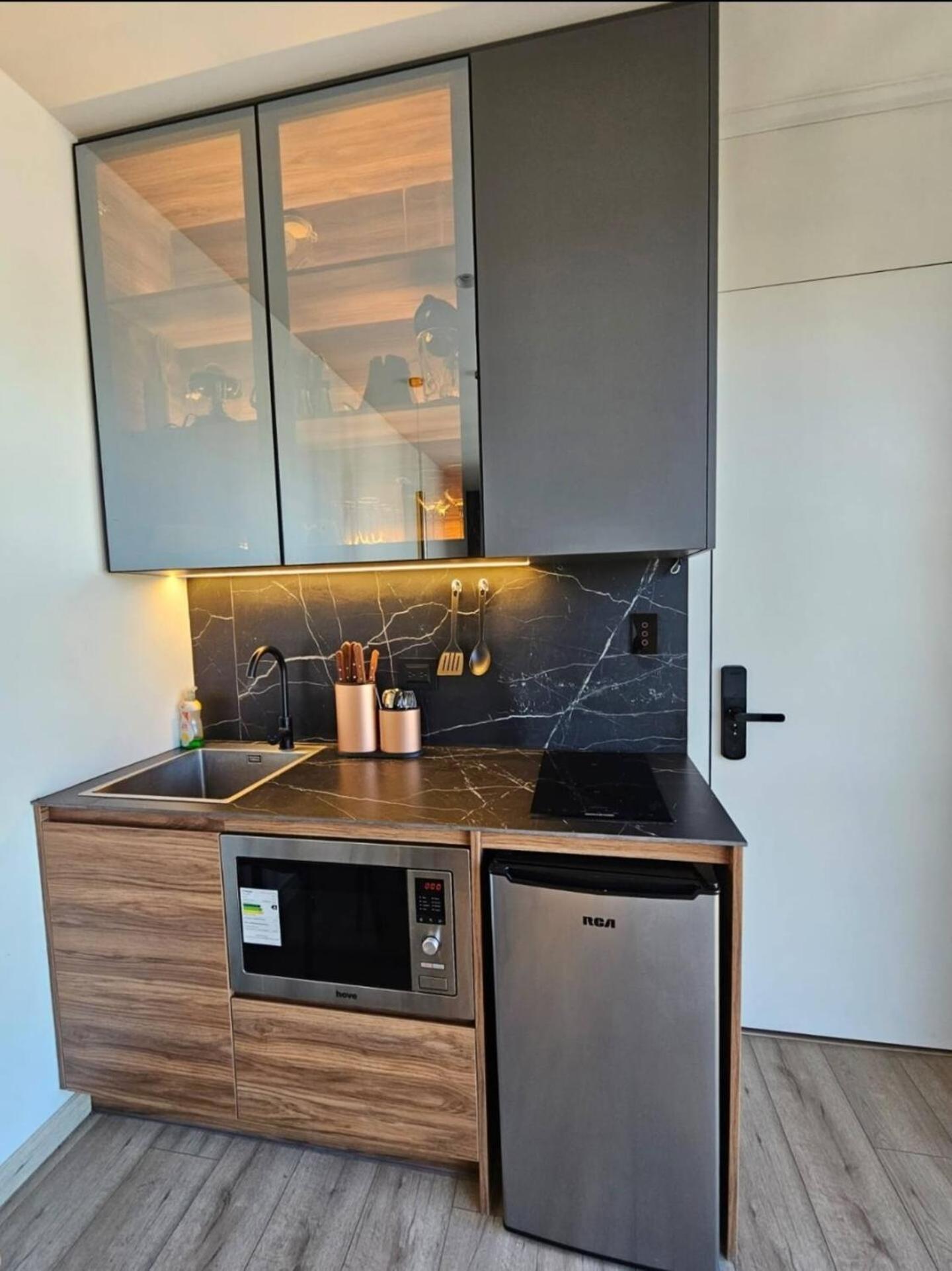 Xoe Mini-suites And Apartments