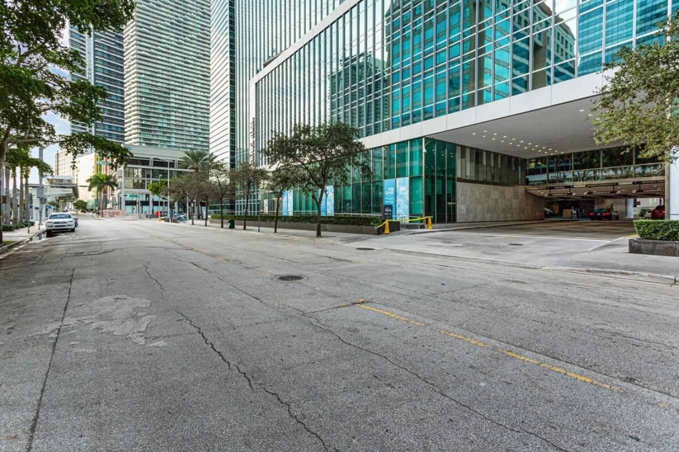 Lux Aka Brickell Condo