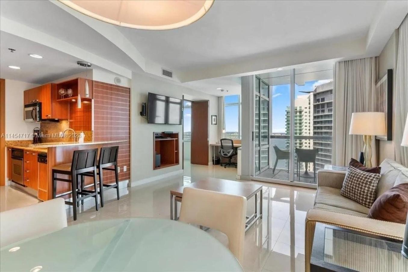 Lux Aka Brickell Condo