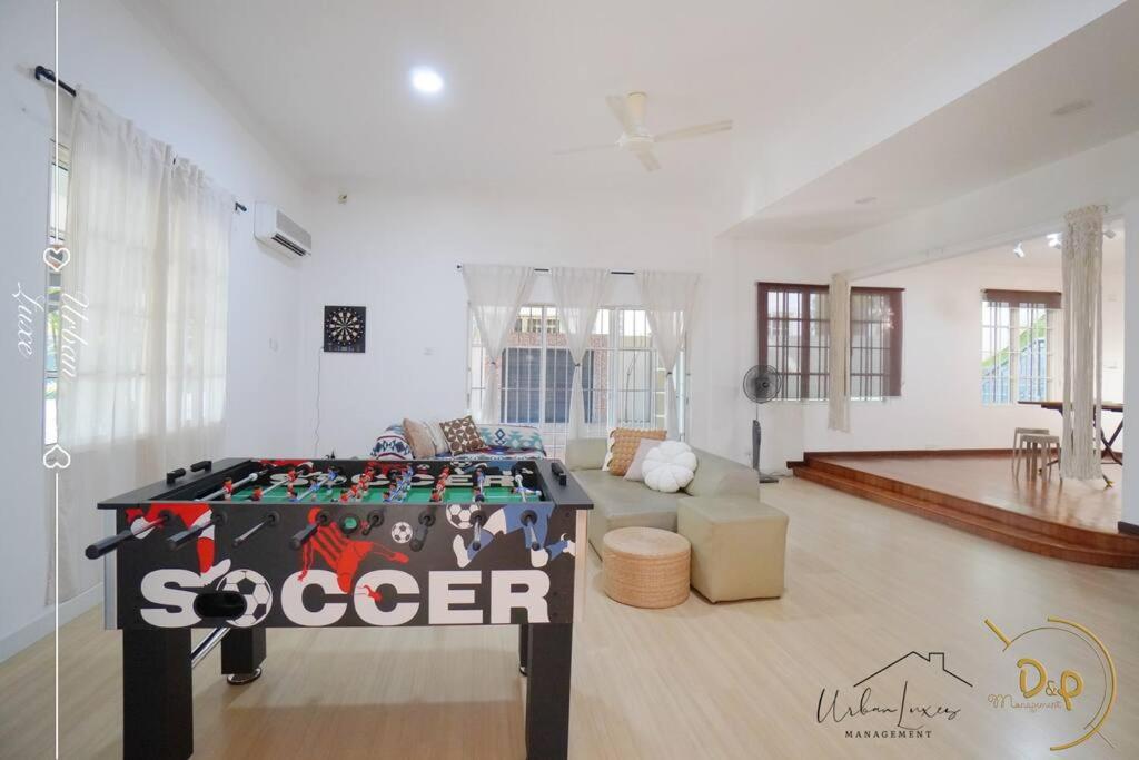 NEW Event House OUG KL Spacious 18pax