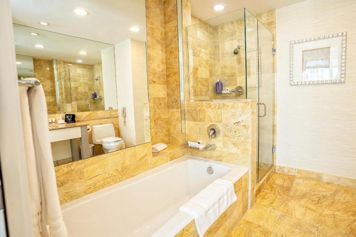 Lux Aka Brickell Condo
