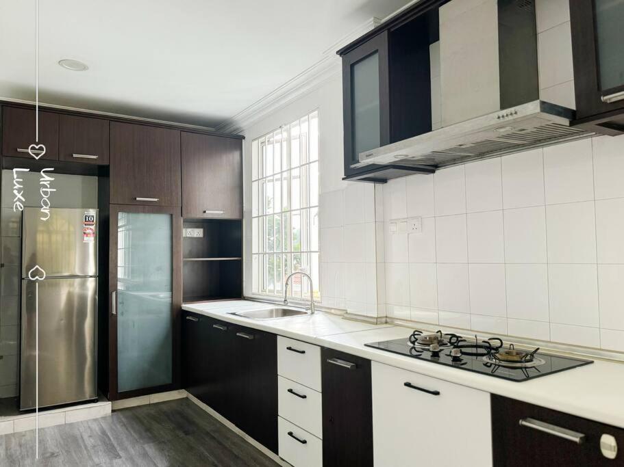 NEW Event House OUG KL Spacious 18pax