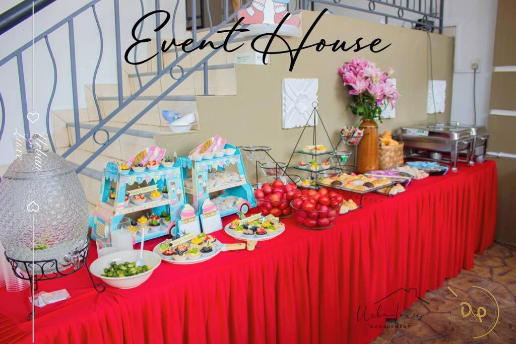 NEW Event House OUG KL Spacious 18pax