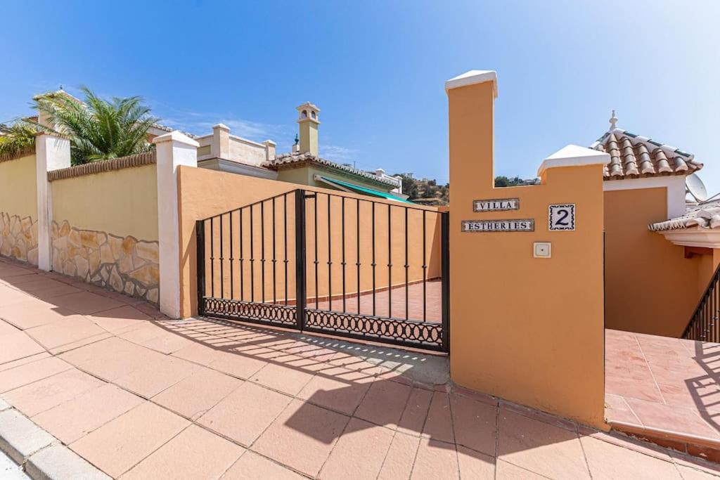 Private villa in Tamango Hill