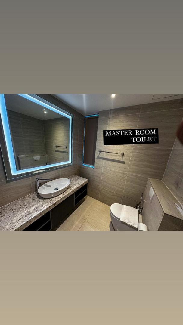 AXQUISITE SUITES at KLCC