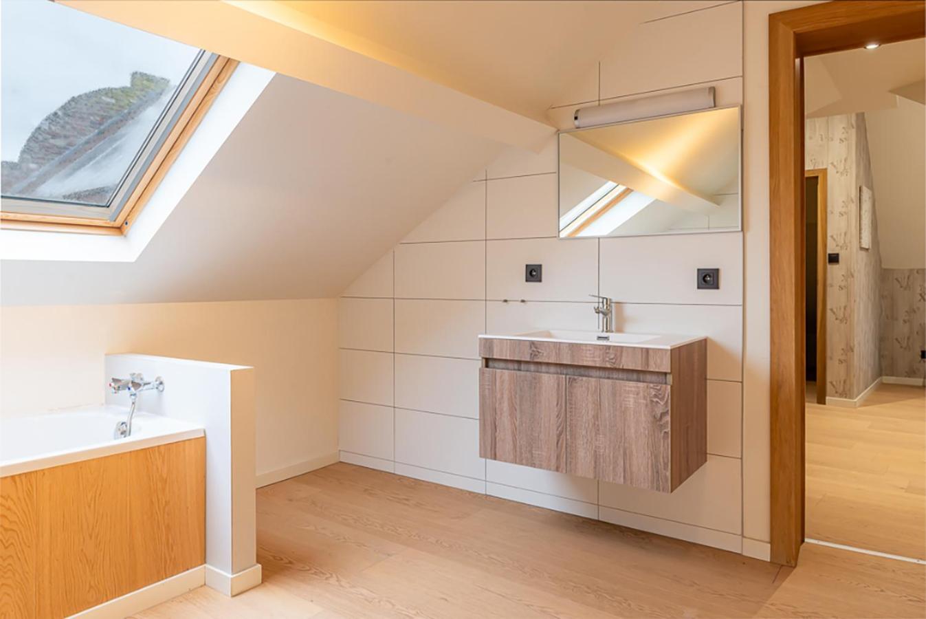 Guesthouses by Hotel Van Eyck