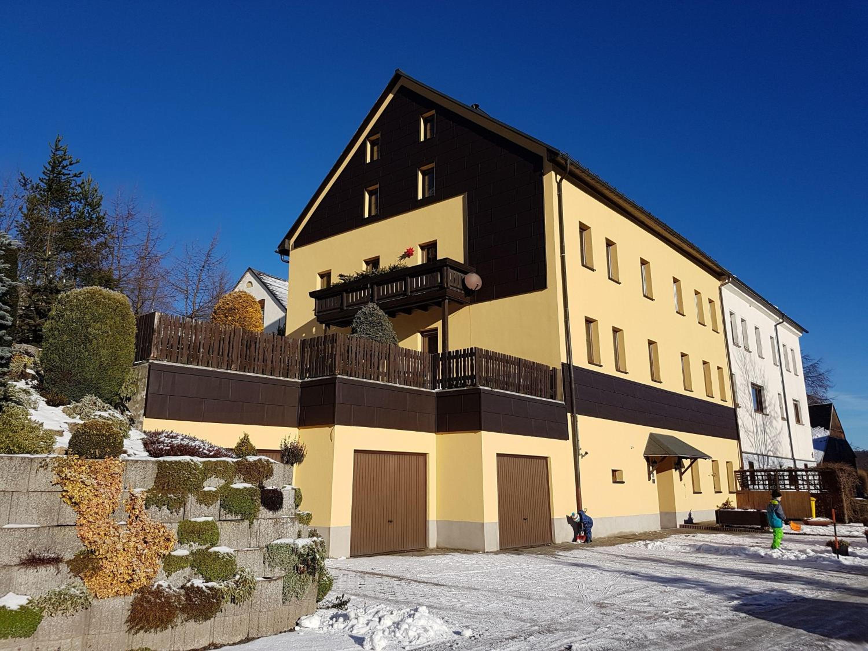Ferienwohnung-Am-Schloessel-fuer-2-4-Personen-in-Oberwiesenthal