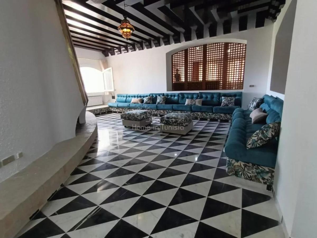 lounge