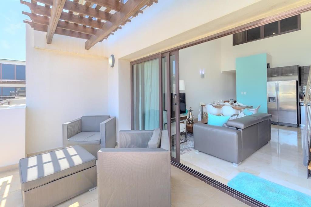 Luxe Condo in Palm Beach by Bocobay