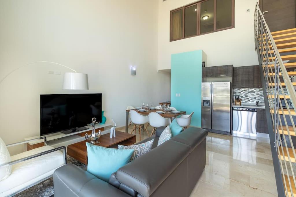 Luxe Condo in Palm Beach by Bocobay