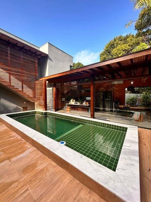 Casa em Camaçari - Condominio