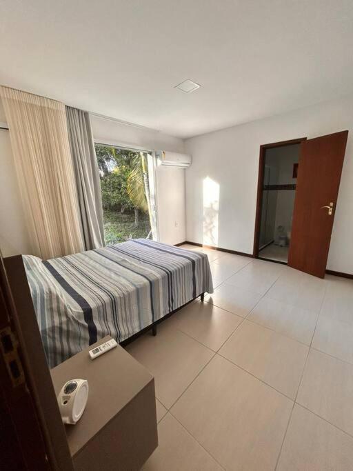 Casa em Camaçari - Condominio