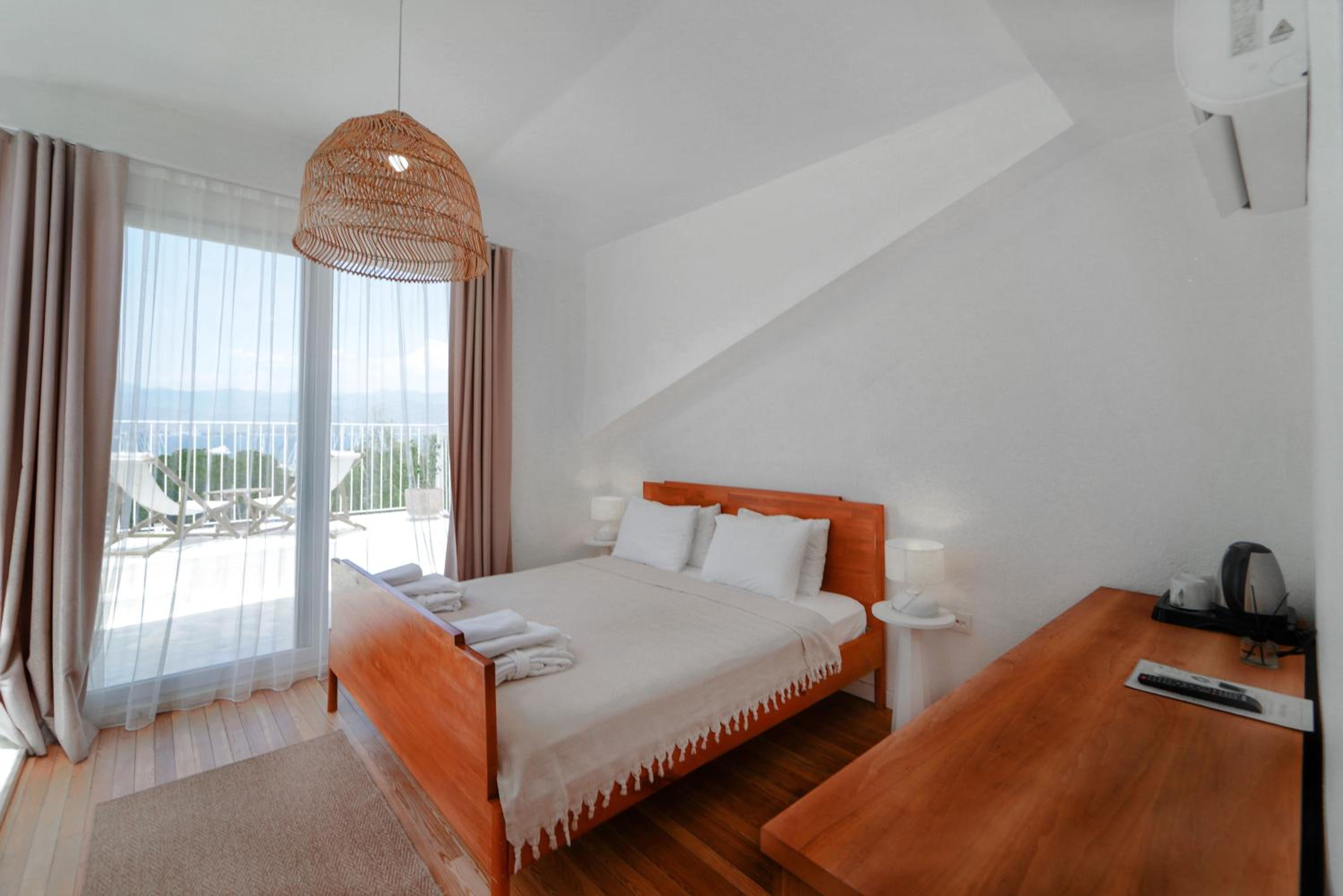 Perle House - Image 86