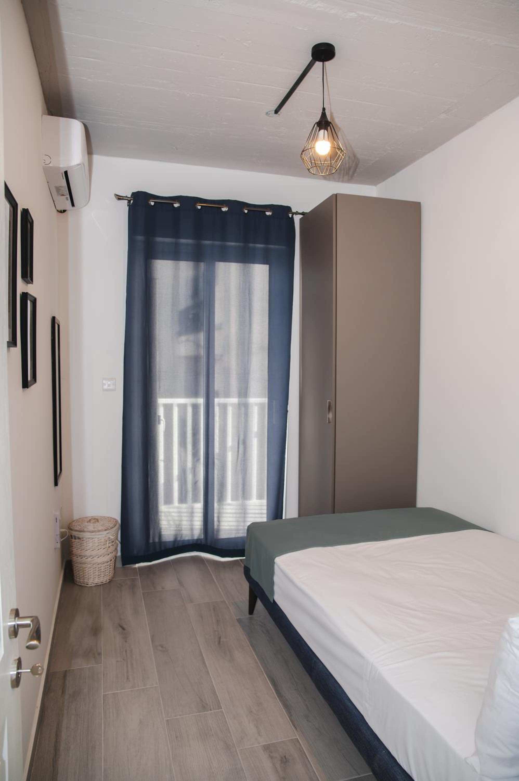 Capardi Suites No5 photo 5