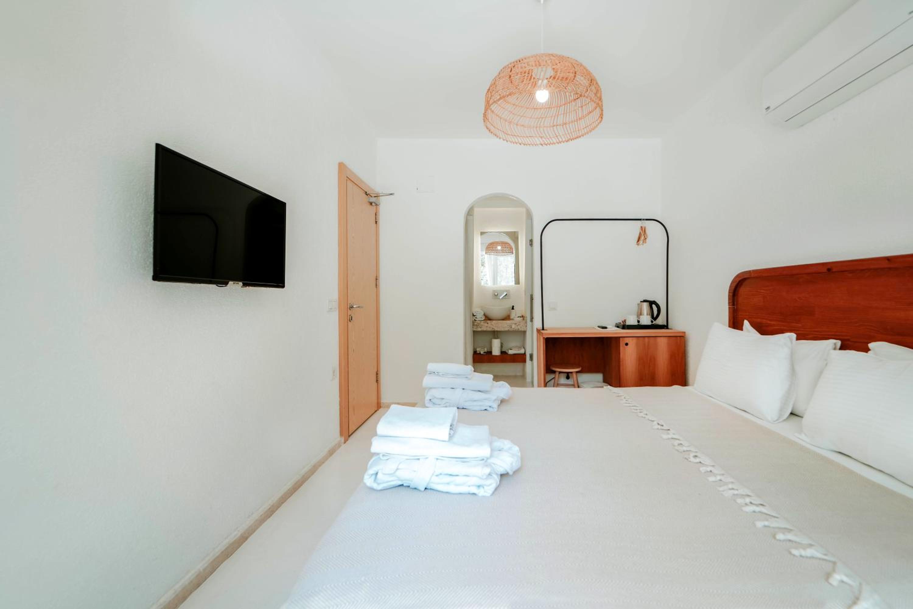 Perle House - Image 90