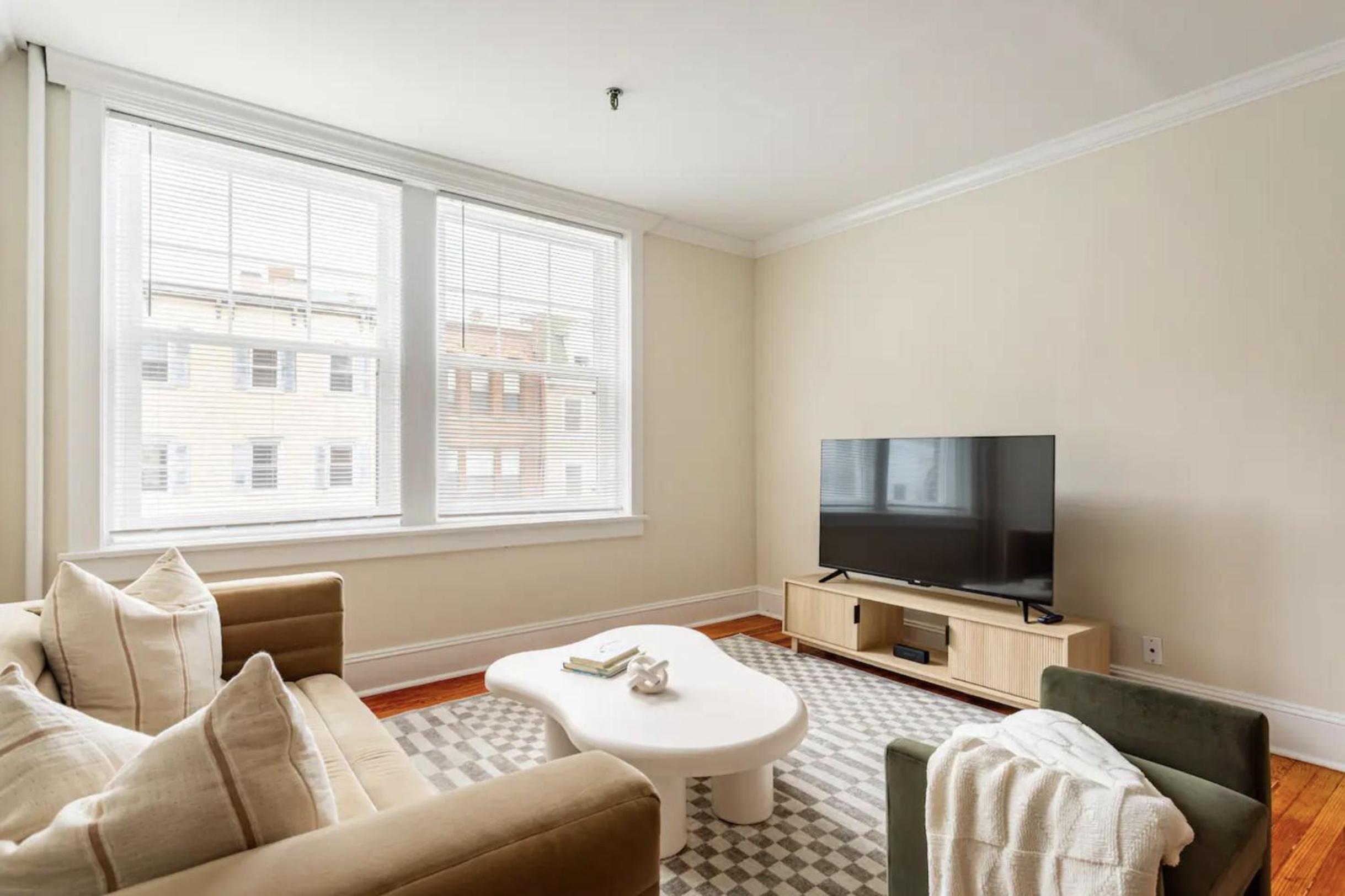 Dreamy 2BR in Downtown Princeton
