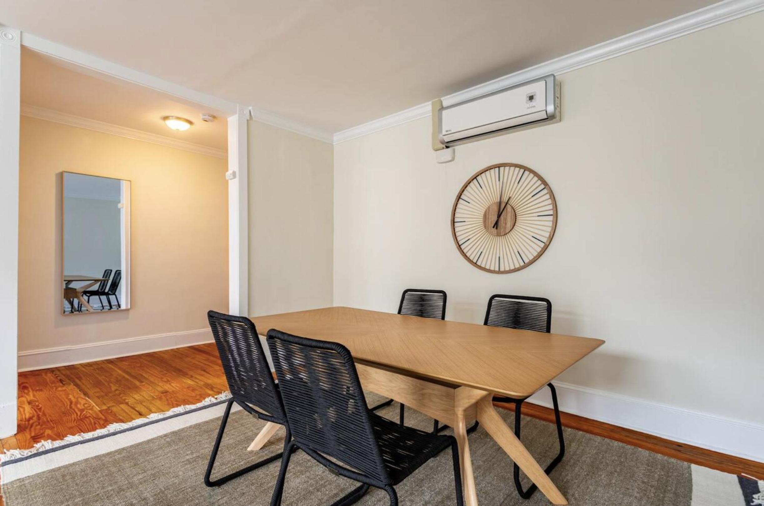 Dreamy 2BR in Downtown Princeton