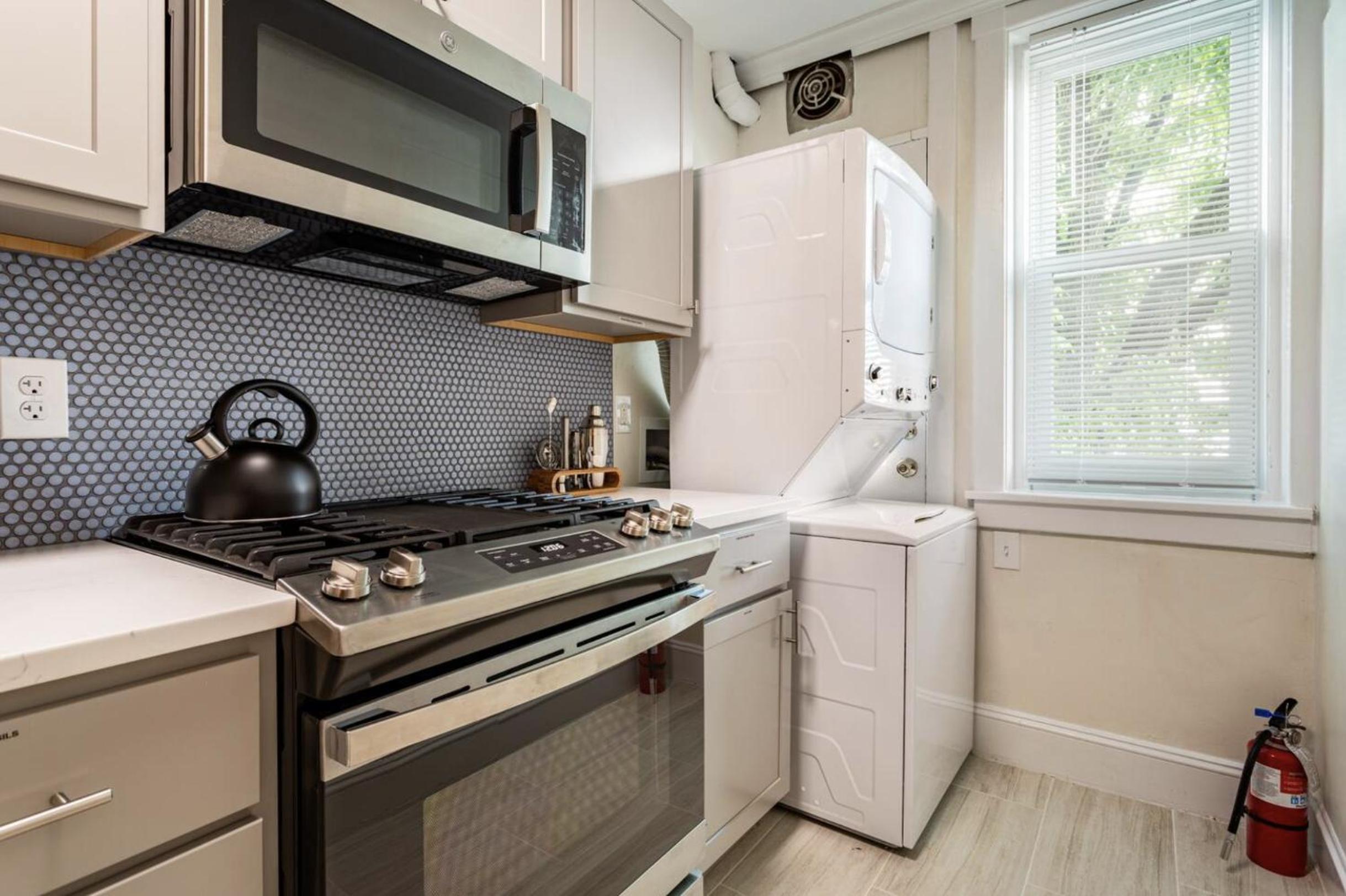Dreamy 2BR in Downtown Princeton