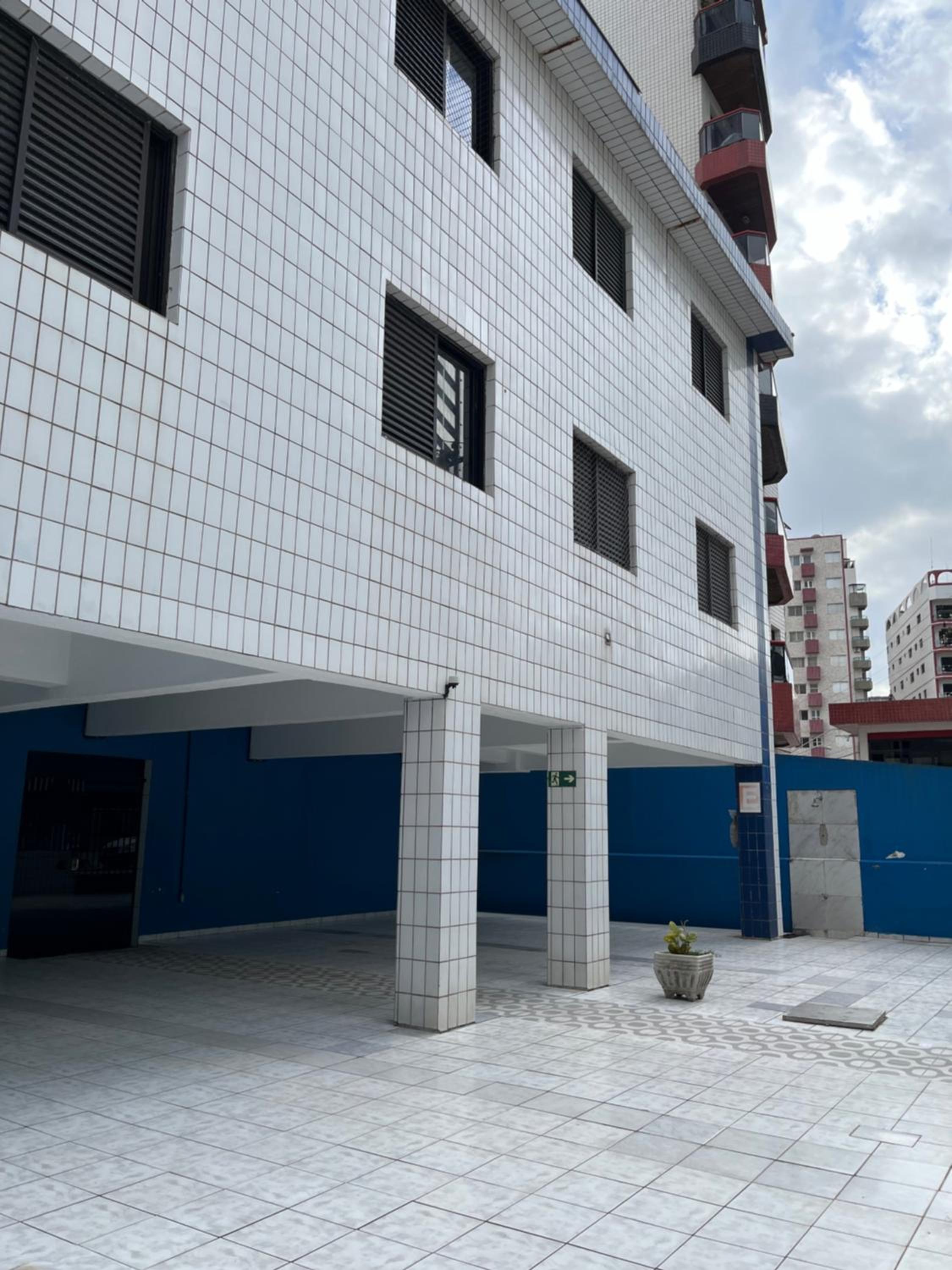 Apartamento 2 suítes perto da praia