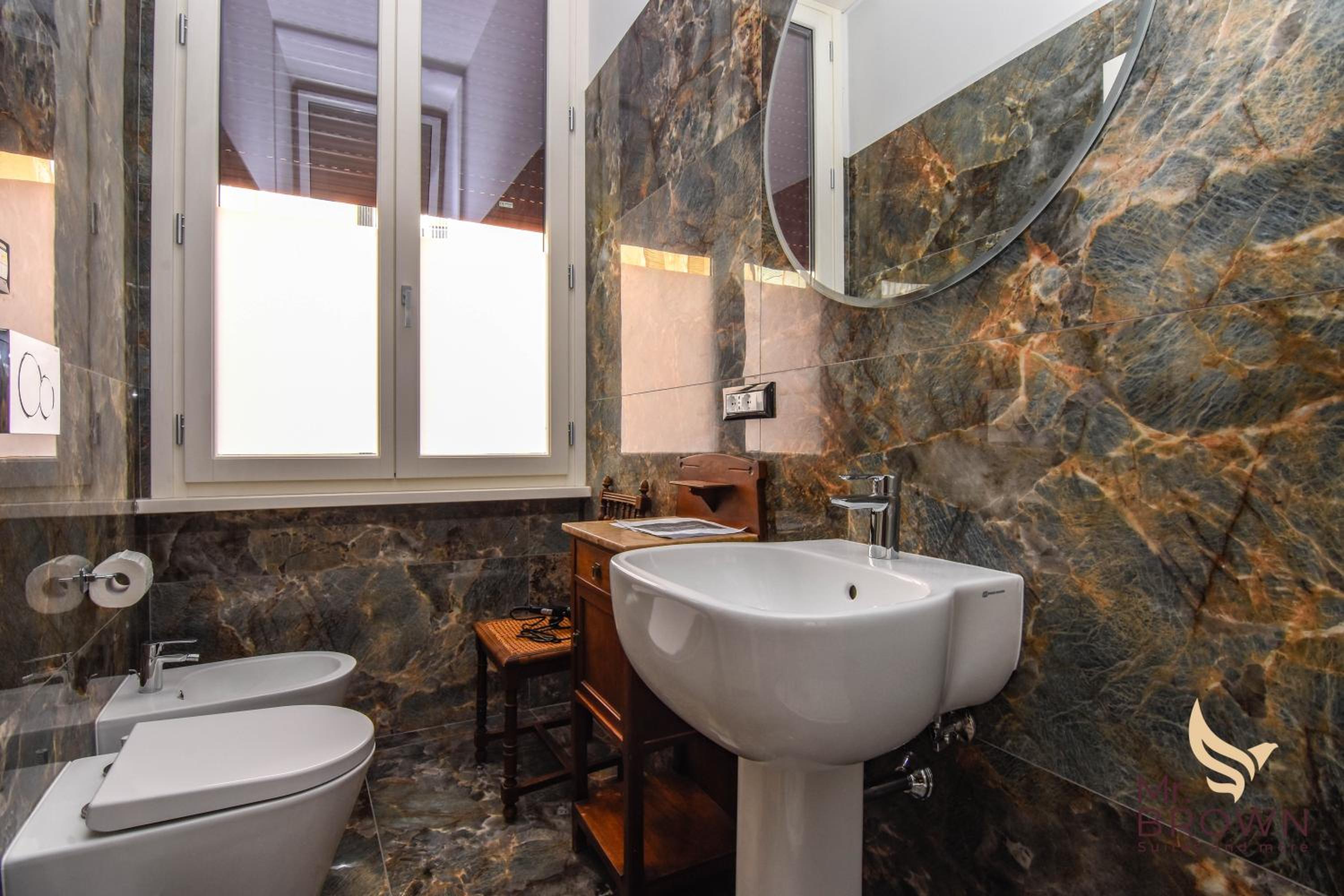 MrBrown - Luxury Vaticano Home