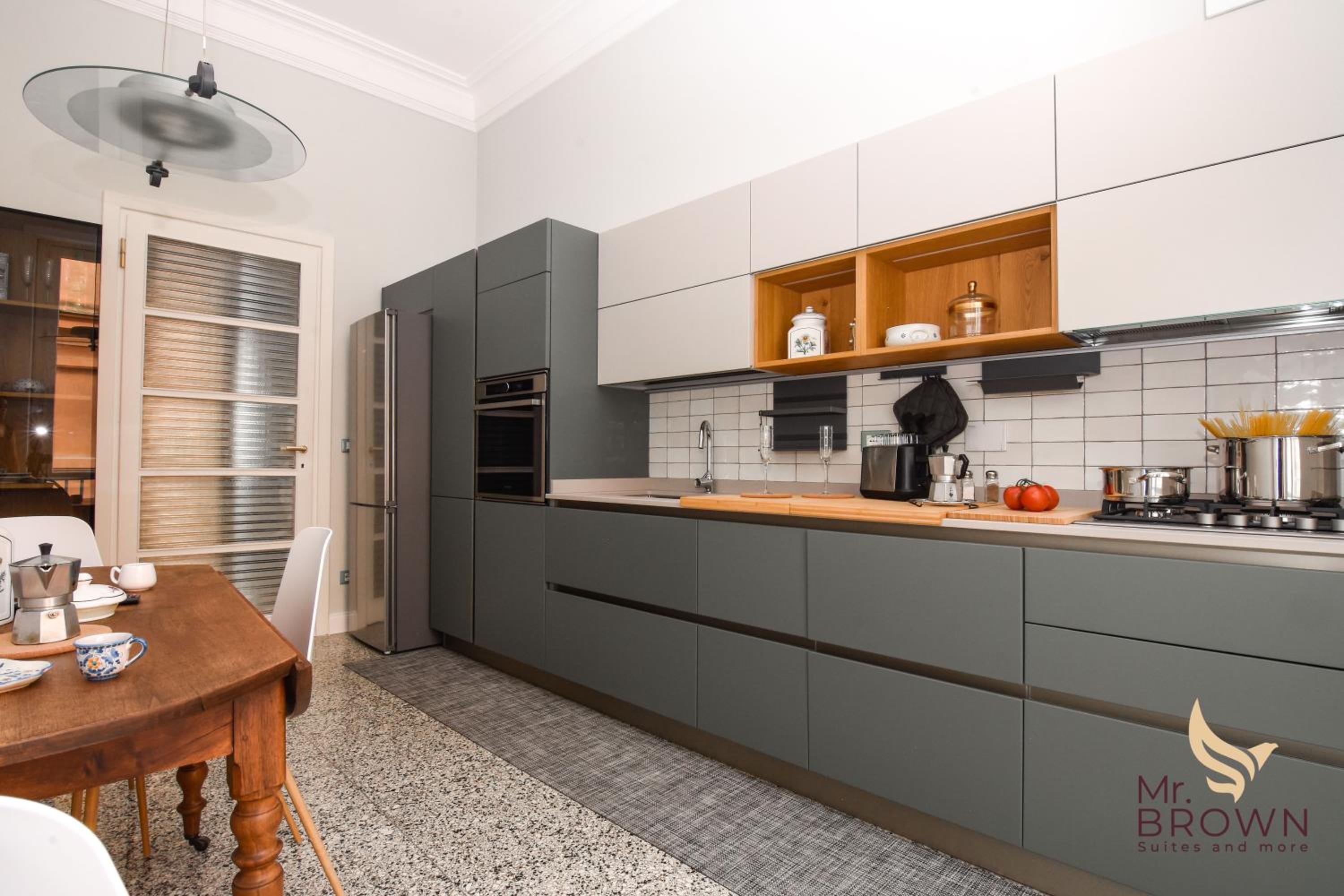 MrBrown - Luxury Vaticano Home