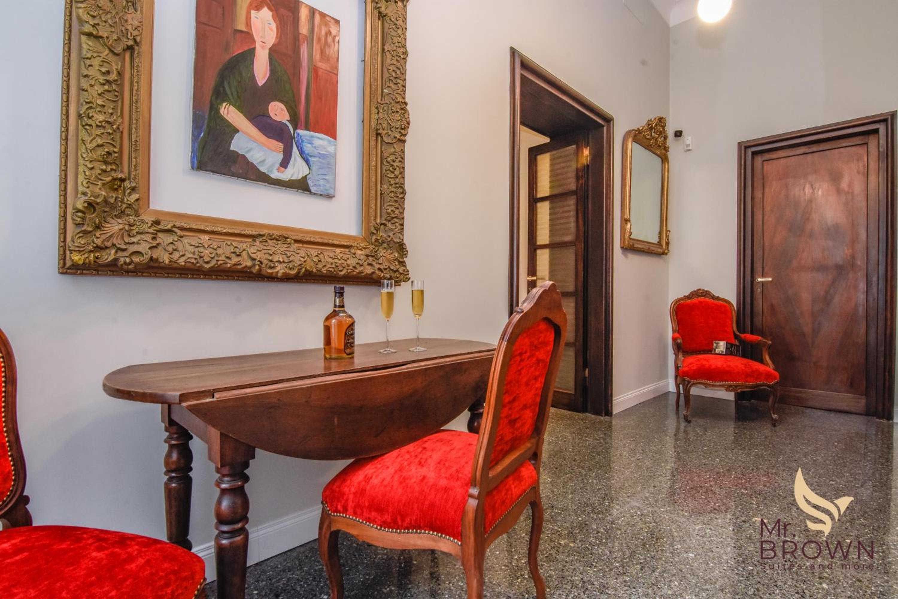 MrBrown - Luxury Vaticano Home