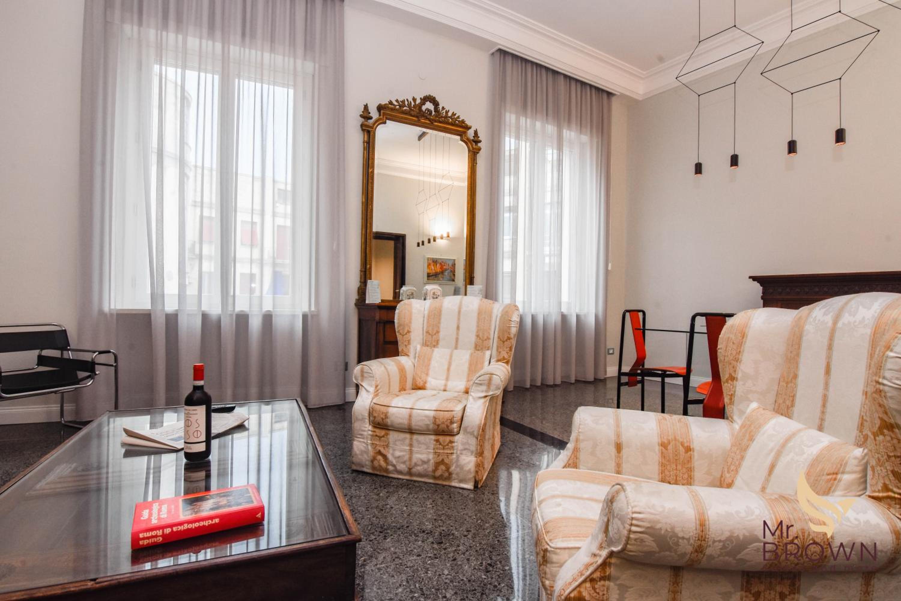MrBrown - Luxury Vaticano Home