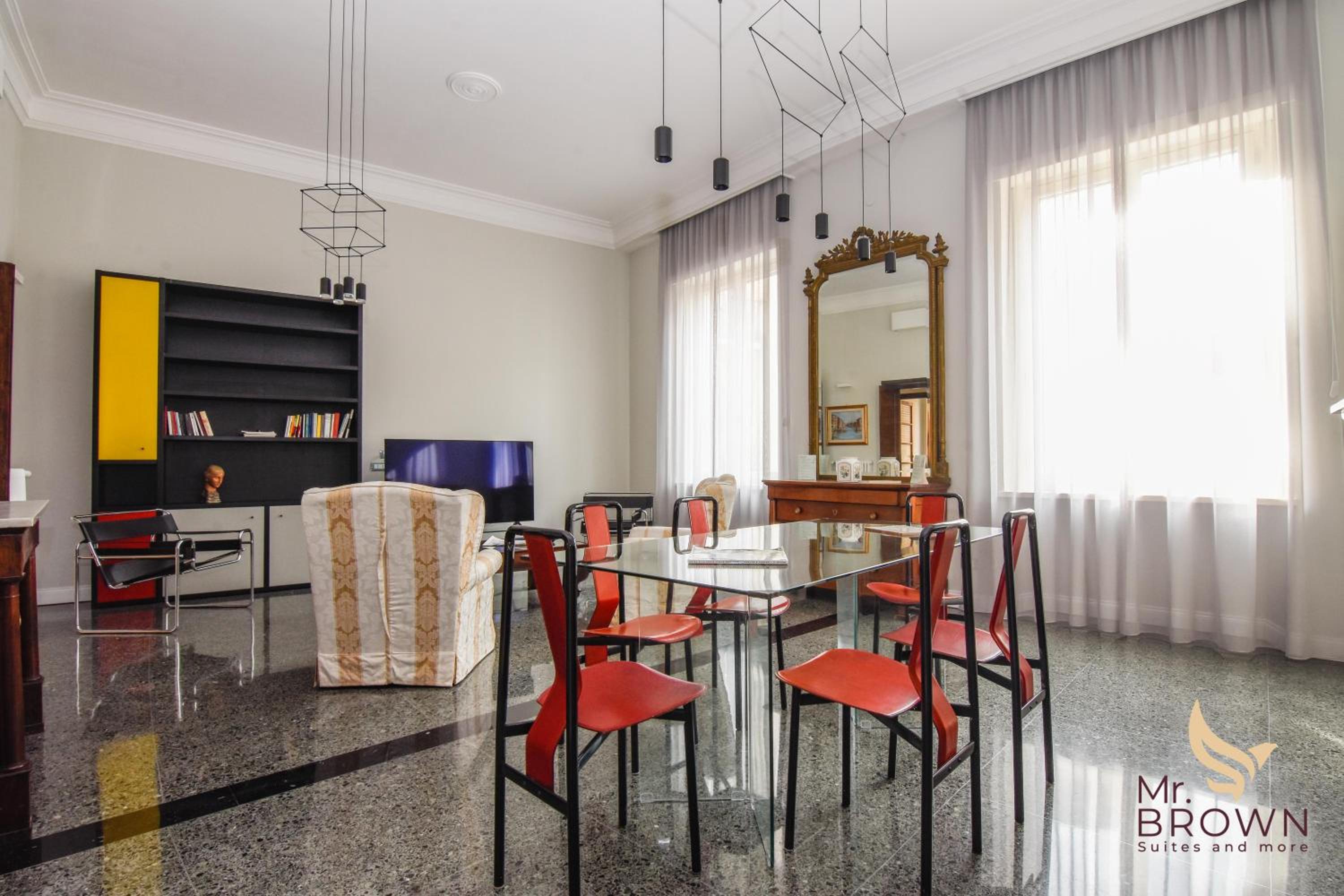 MrBrown - Luxury Vaticano Home