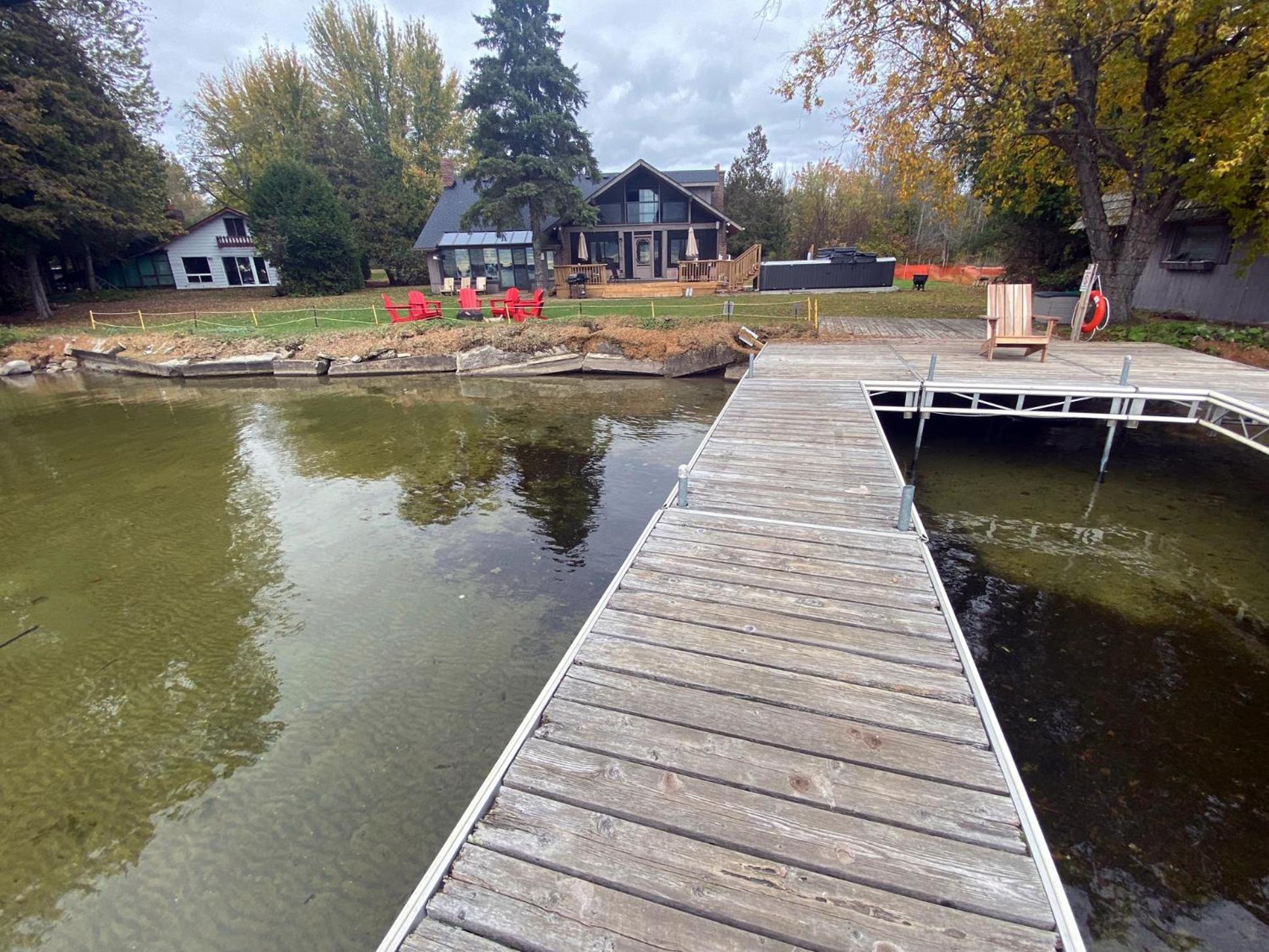 Waterfront - Kawartha Lakes