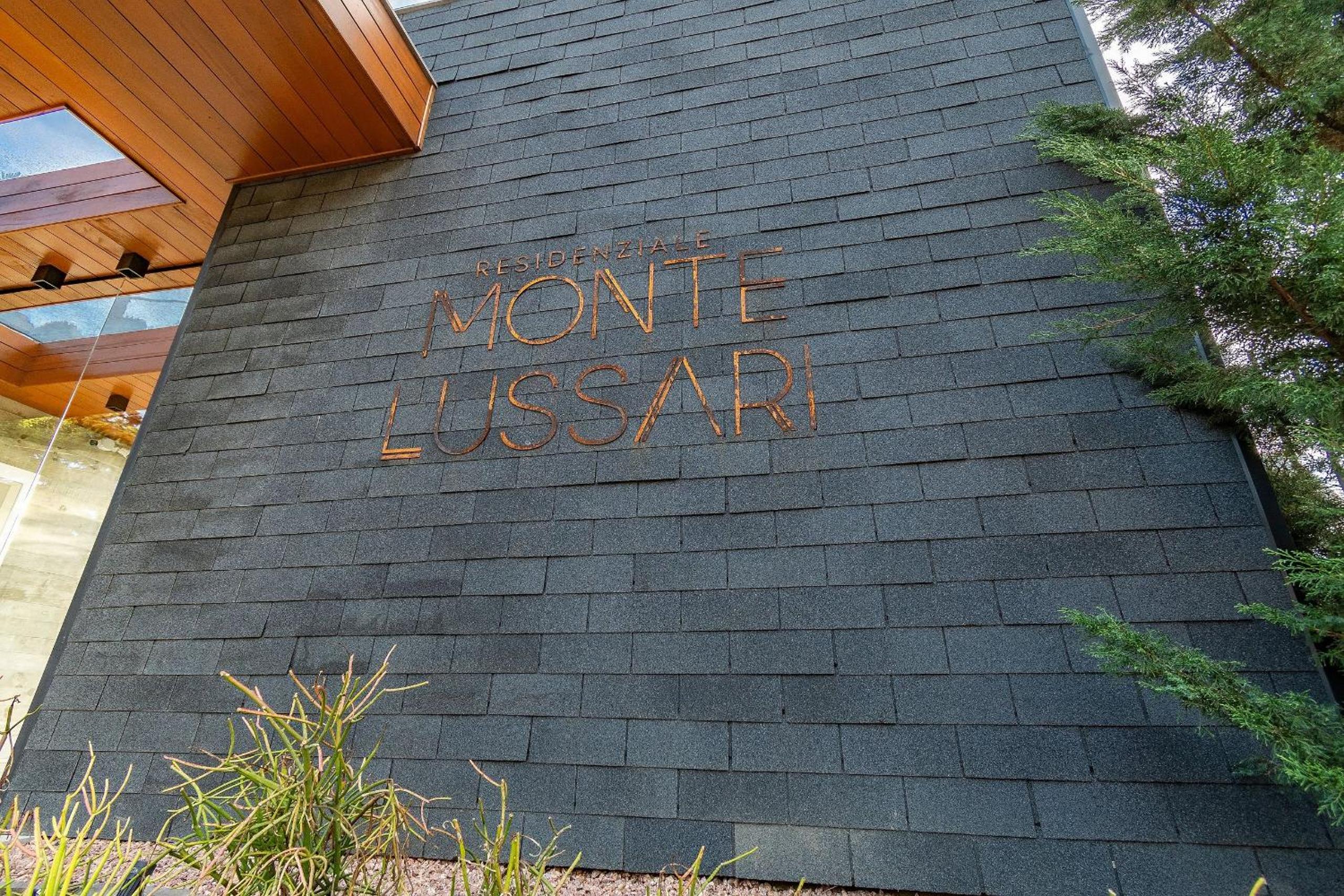 Rosa Edifício Monte Lussari