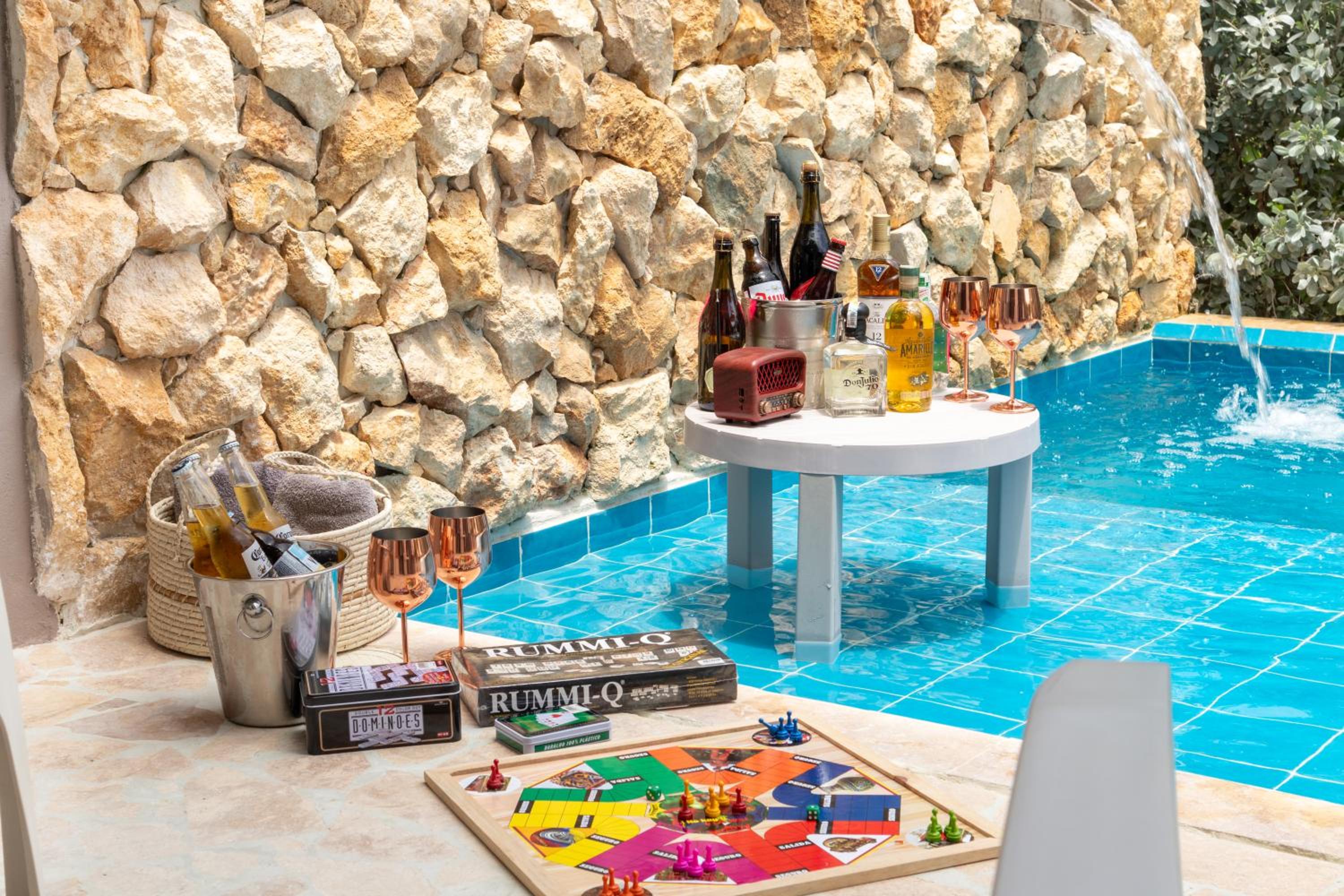 Ilukas & Resort Villas