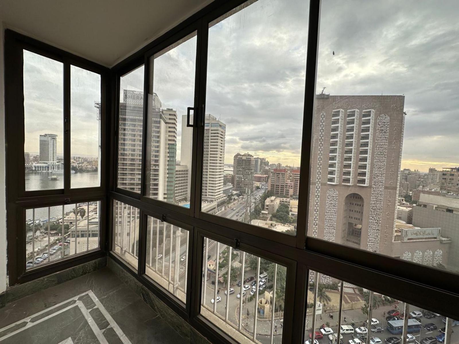 Nile view Apartment El Dokki