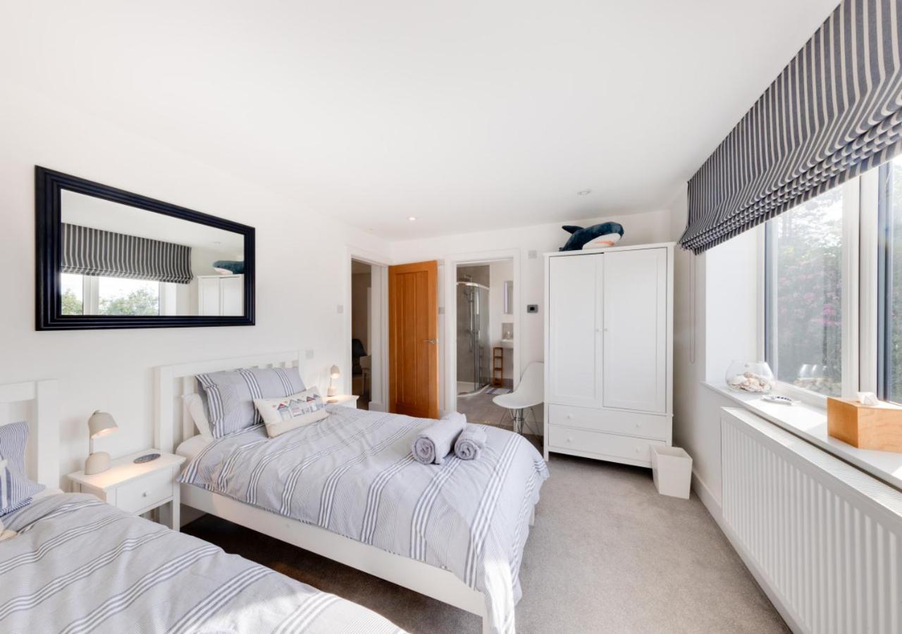 5 Bed in Aberdovey oc-t29402