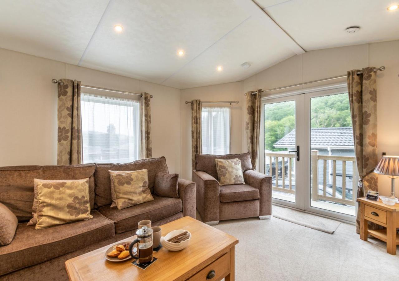Oak Lodge - New Quay view 2