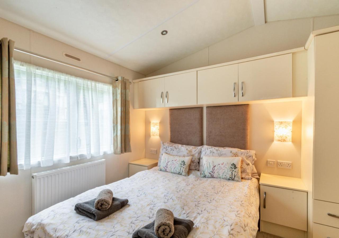 Oak Lodge - New Quay view 4