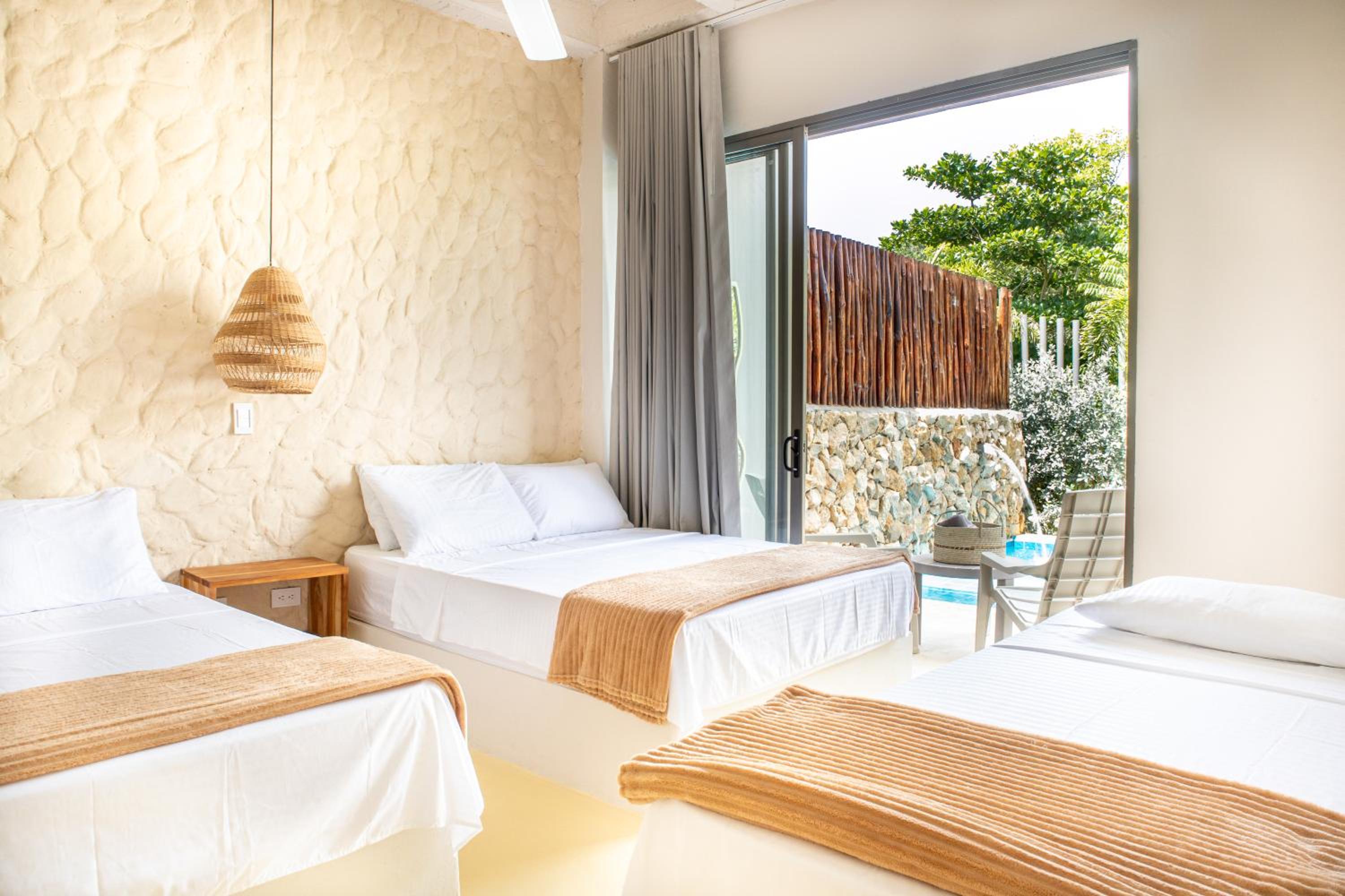 Ilukas & Resort Villas