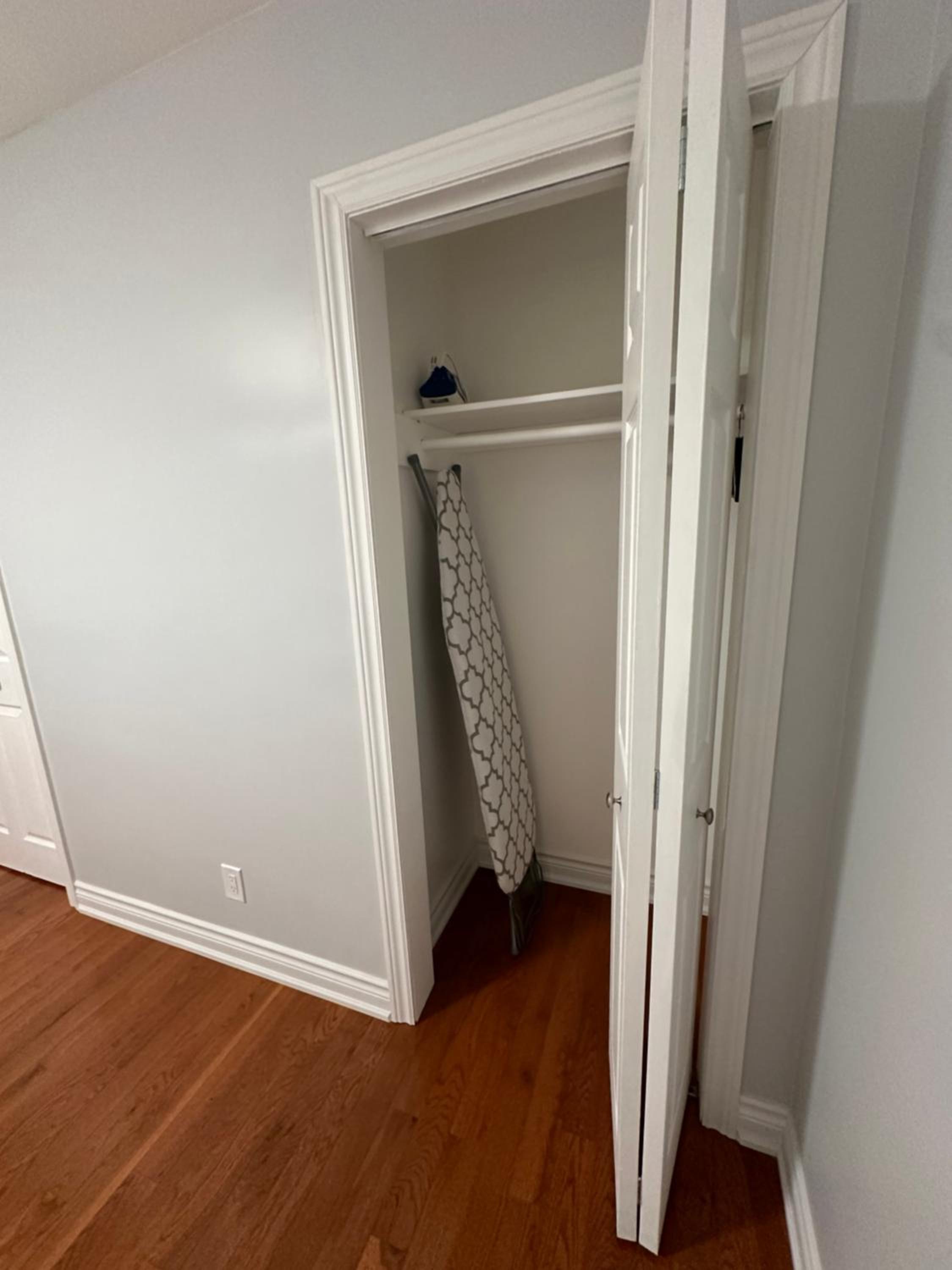 Belleville Vacations - Riverside Stylish 4Bedroom - Property Image 30