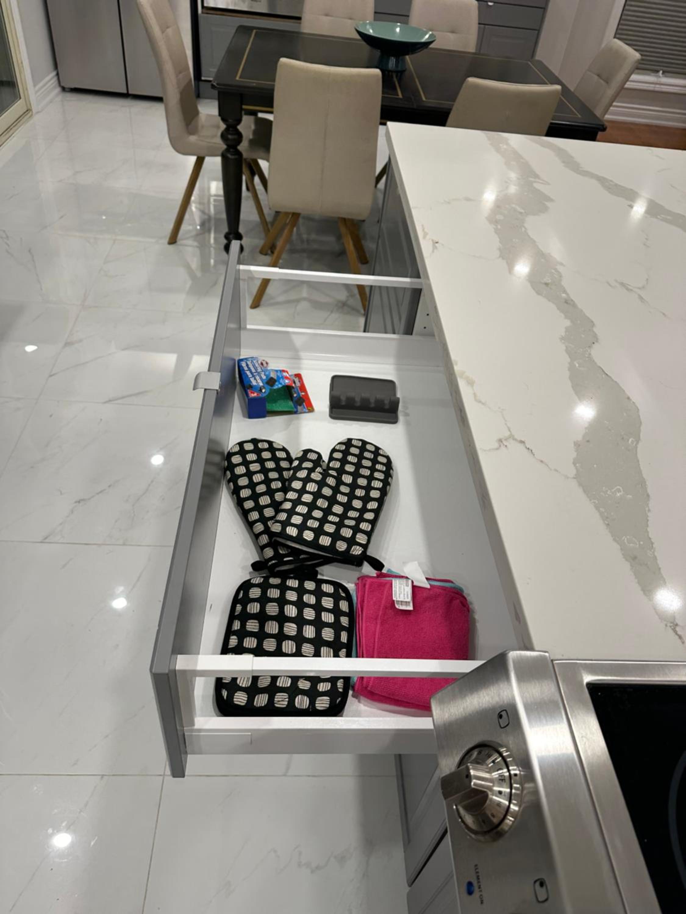 Belleville Vacations - Riverside Stylish 4Bedroom - Property Image 34