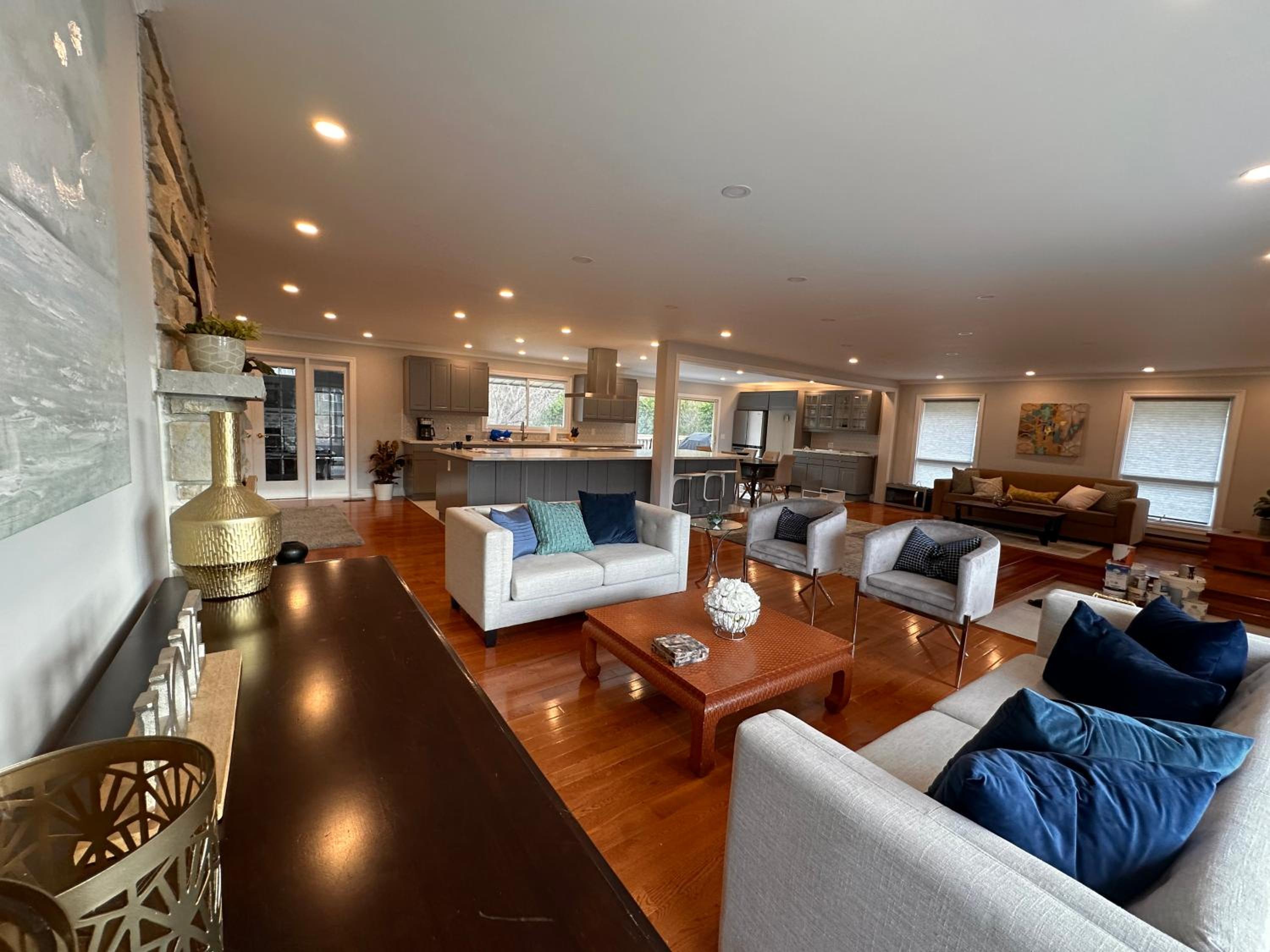 Belleville Vacations - Riverside Stylish 4Bedroom - Property Image 46