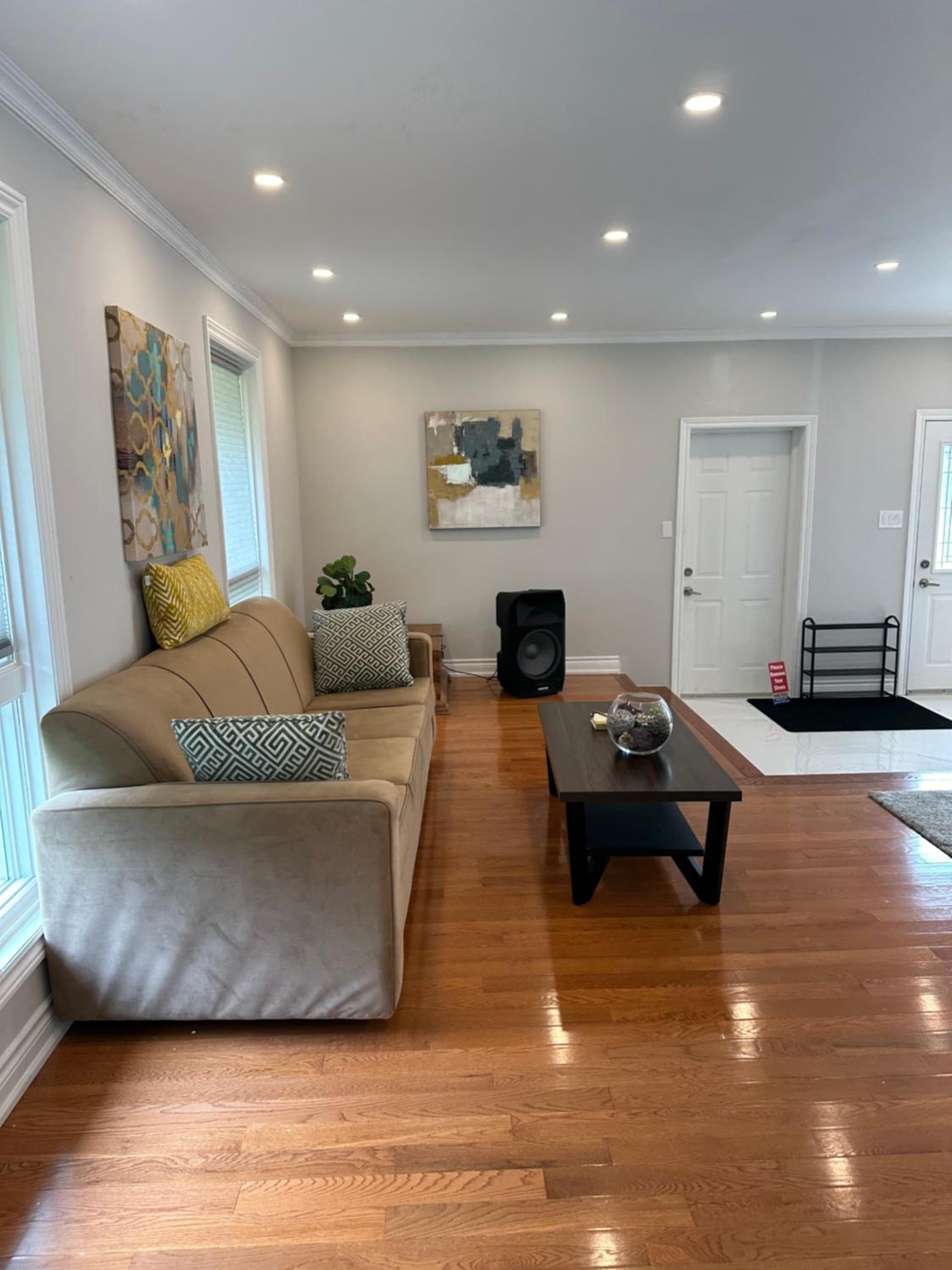 Belleville Vacations - Riverside Stylish 4Bedroom - Property Image 35