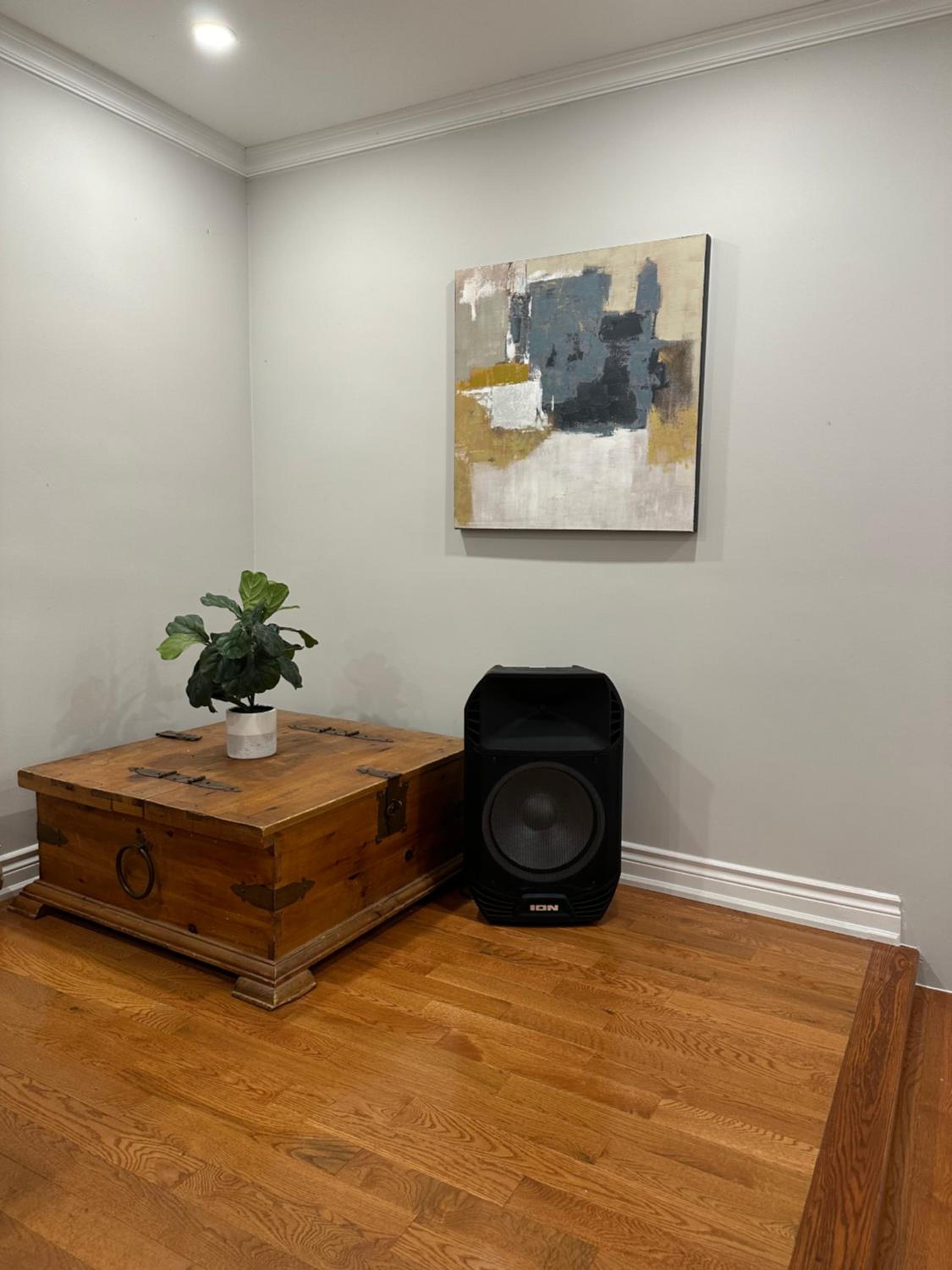 Belleville Vacations - Riverside Stylish 4Bedroom - Property Image 4