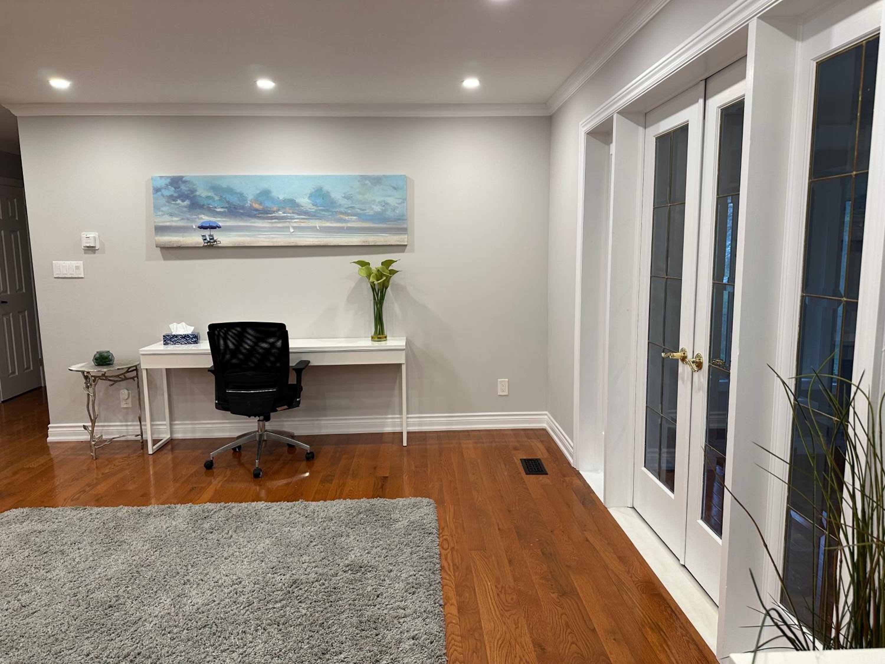 Belleville Vacations - Riverside Stylish 4Bedroom - Property Image 50