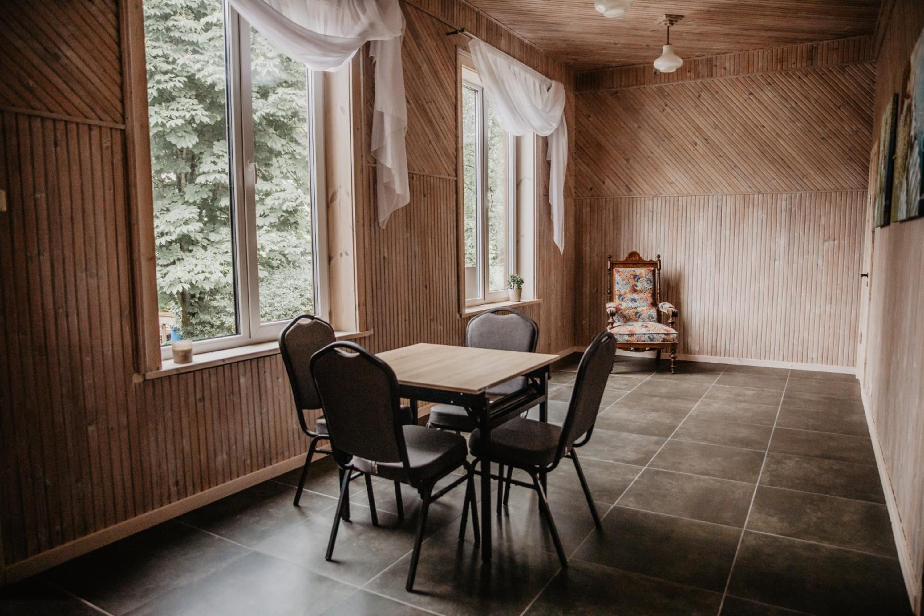 meeting & event spaces