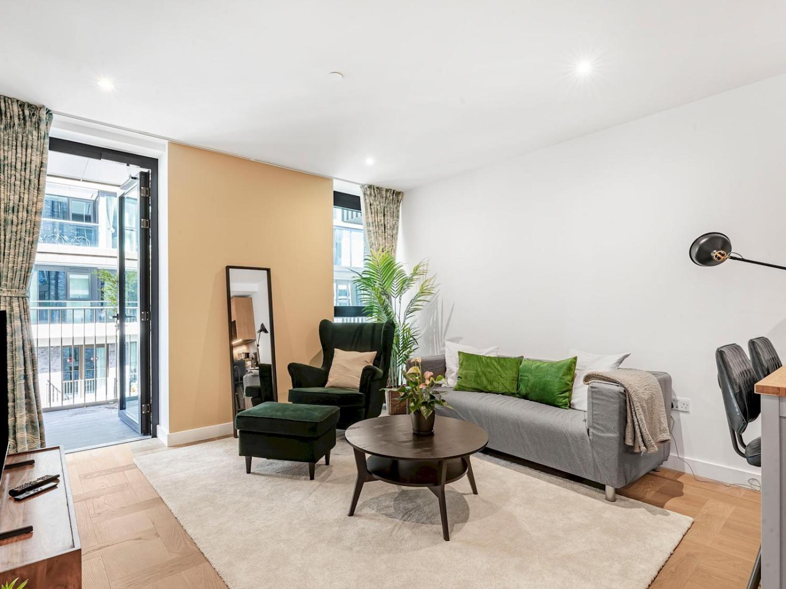 Stylish flat in East London Ideal Urban Retreat - Pass the Keys