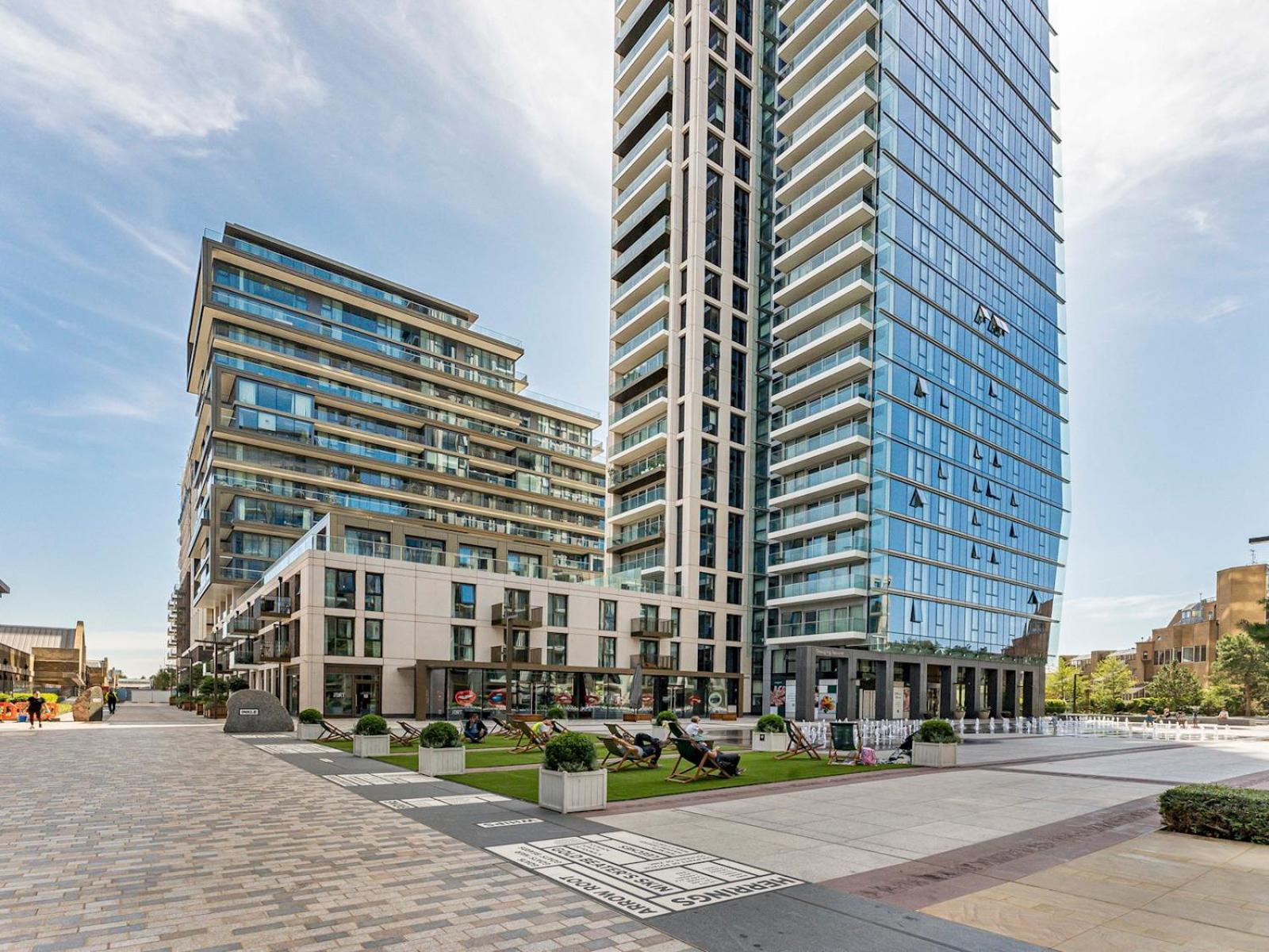 Stylish flat in East London Ideal Urban Retreat - Pass the Keys