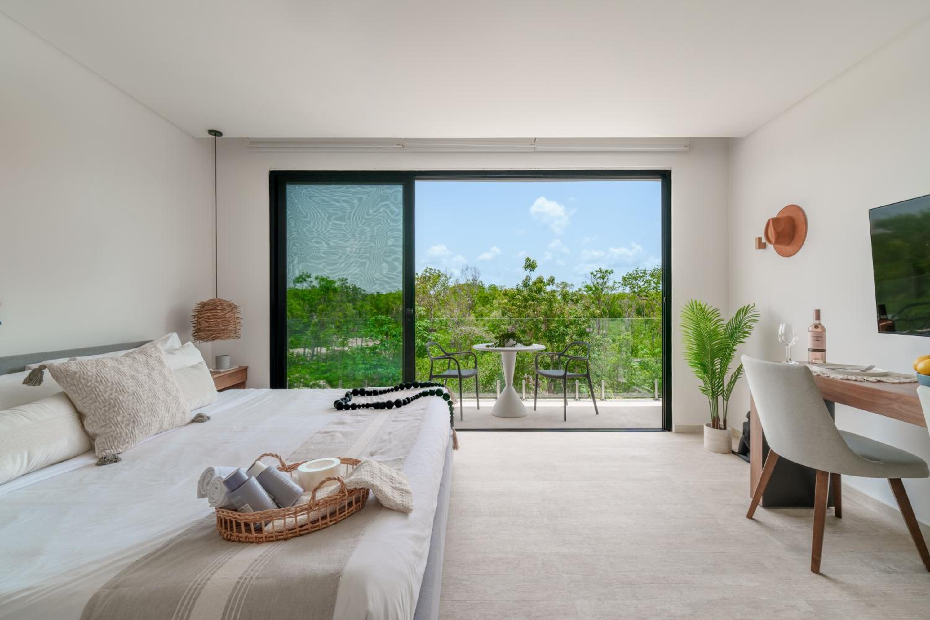 Tropical Jungle at Central Lagunas - Panoramic Pool & Gym view 5