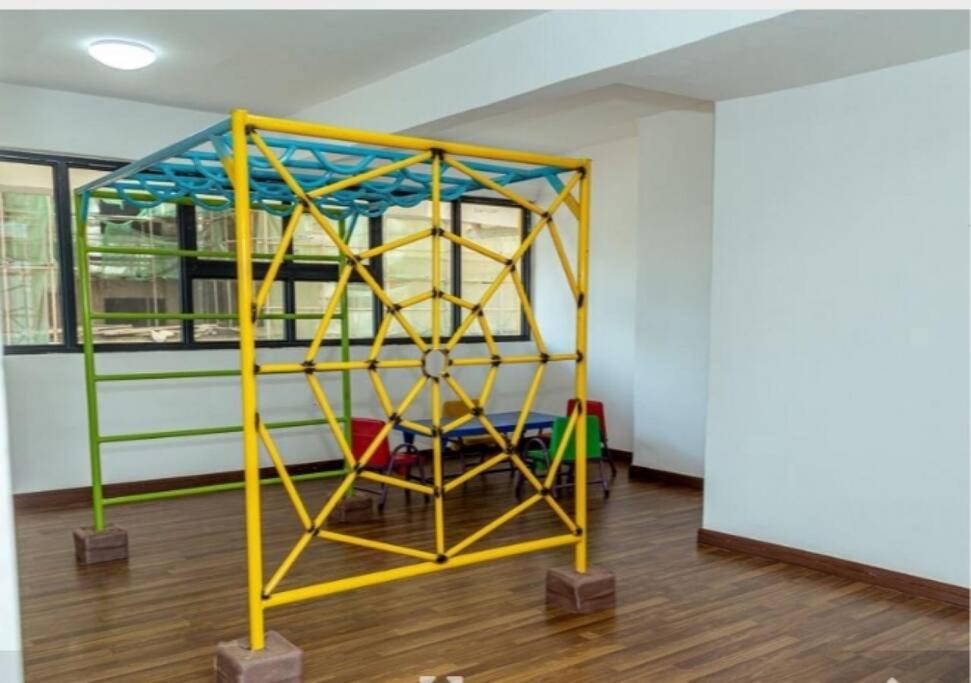 3 bedrooms Apartment in yaya Kilimani Nairobi