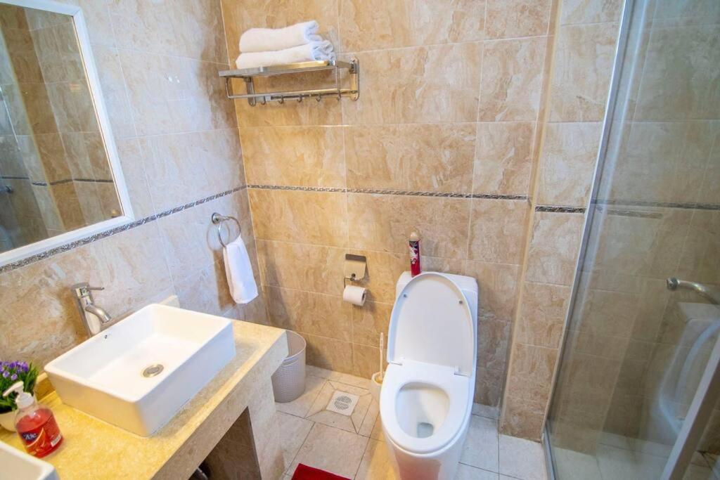 3 bedrooms Apartment in yaya Kilimani Nairobi